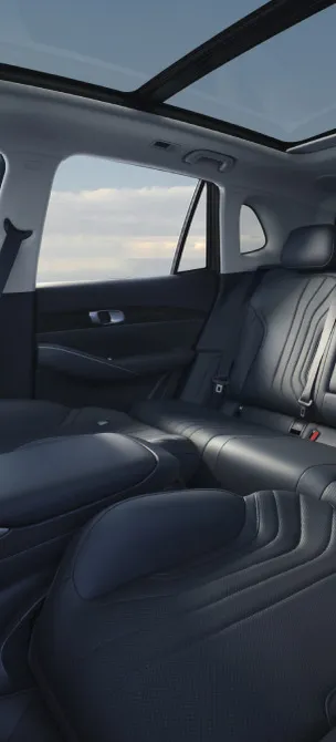  EX5 - Front seats flat black