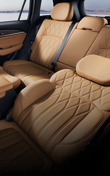Front-Passengers-One-Button-Lying-Flat
